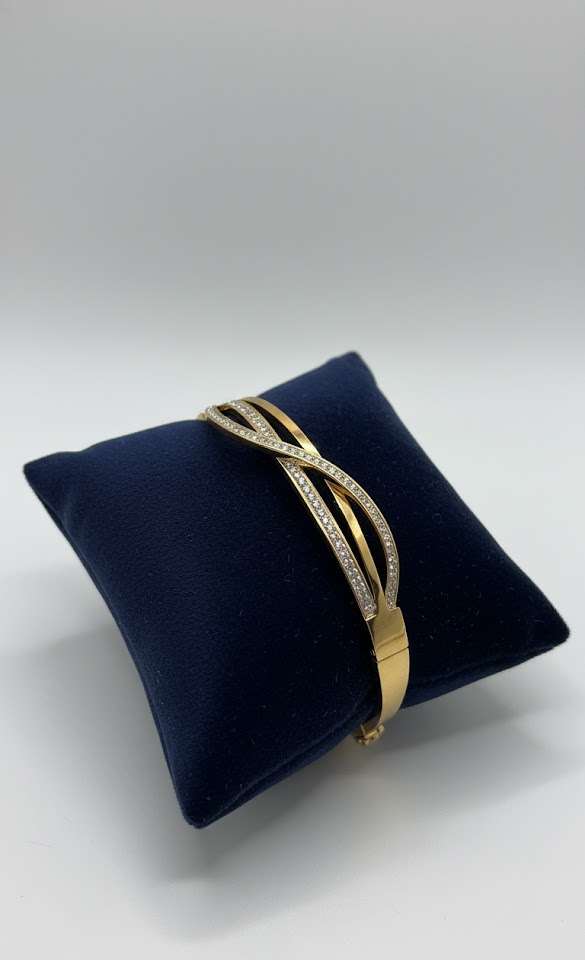 Infinity Design Bracelet - Image 5