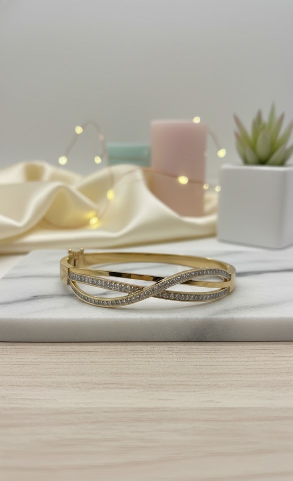 Infinity Design Bracelet - Image 3